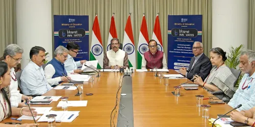 भारत इनोवेट्स 2026 के रणनीतिक दस्तावेज़ों का शुभारंभ