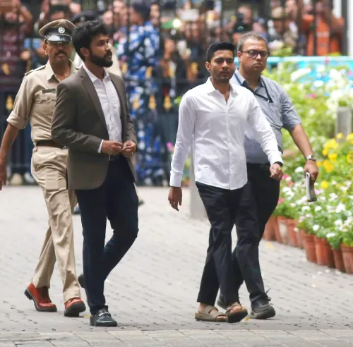 अभिषेक बनर्जी CID कार्यालय पहुँचे — कलकत्ता हाई कोर्ट का निर्देश