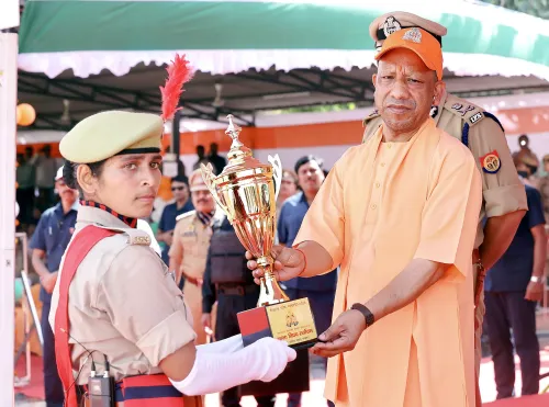 लखनऊ: यूपी पुलिस कांस्टेबल पासिंग आउट परेड