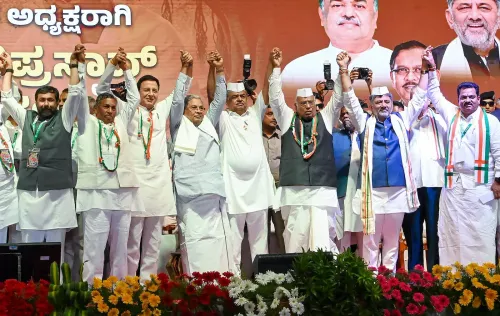खड़गे, शिवकुमार और सुरजेवाला की मौजूदगी में हरिप्रसाद ने ली KPCC की कमान
