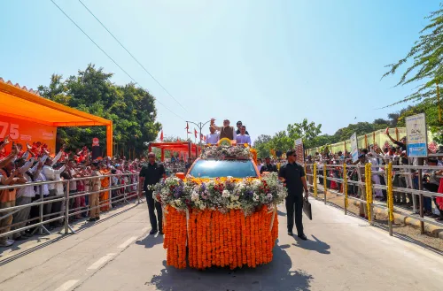 मोदी का भव्य रोडशो सोमनाथ में