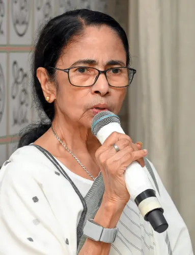 ममता बनर्जी की TMC लीगल सेल से बातचीत