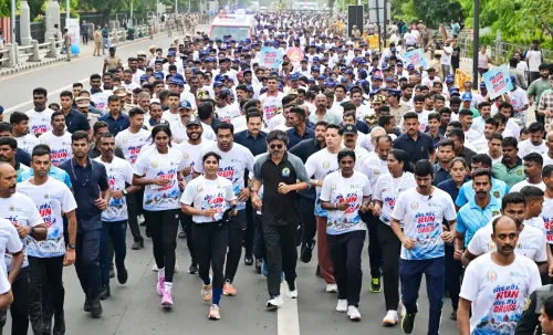 विजय ने अन्ना स्मारक के पास नशा विरोधी दौड़ में भाग लिया