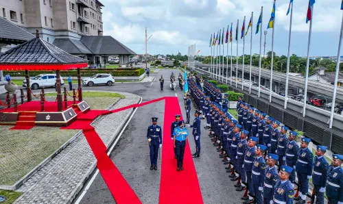 Colombo: IAF Chief Visits Sri Lanka