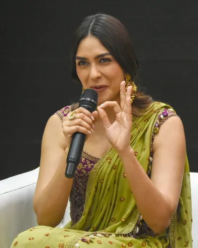 Bengaluru: Actress Mrunal Thakur at Jewels of India Exhibition