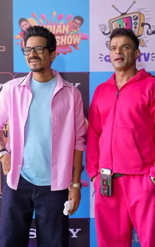 Mumbai: Celebrities Spotted On The Sets Of Indian Game Show