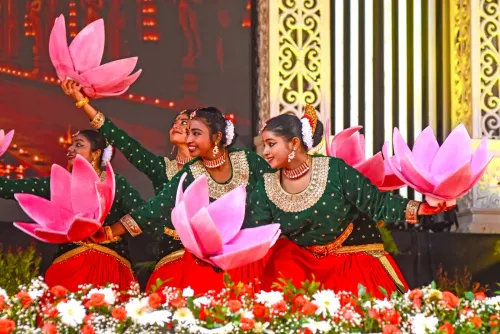 REVA विश्वविद्यालय में सांस्कृतिक कार्यक्रम से सत्र 2026–27 का आगाज़