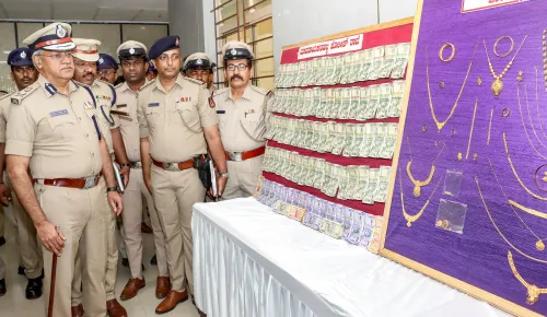 Inspection of Confiscated Items by Bengaluru Police Chief at Property Exhibition