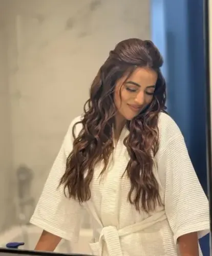 अक्षरा सिंह ने जिम में बहाया पसीना, कहा- 'अपनी सीमाएं तोड़ने का मजा ही अलग है'