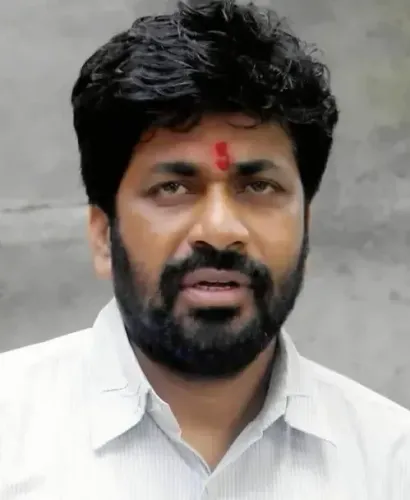 क्या बच्चू कडू को सरकारी अधिकारी पर हमले के लिए 3 महीने की कैद मिली?