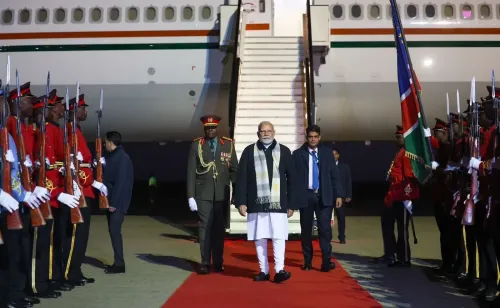 क्या नामीबिया में प्रधानमंत्री मोदी का भव्य स्वागत हुआ, 21 तोपों की सलामी दी गई?
