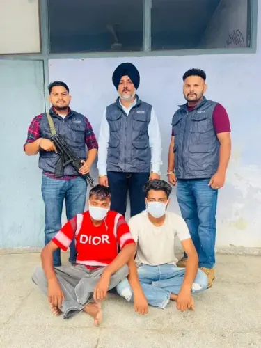 क्या पंजाब पुलिस को मिली बड़ी सफलता? दो शातिर गिरफ्तार और तीन हथियार बरामद!
