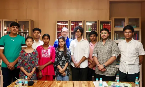 राहुल गांधी ने CBSE छात्रों की बात ध्यान से सुनी