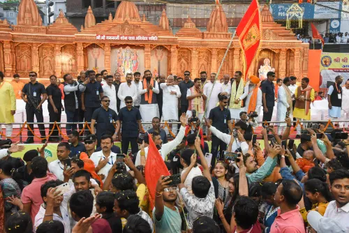 Nitish Kumar Opens Ram Navami Celebration in Patna