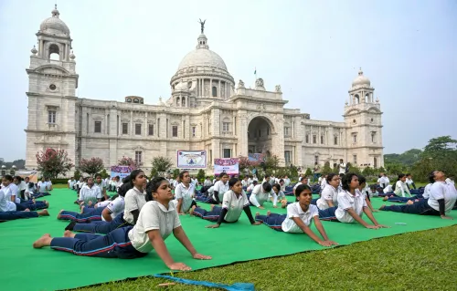 Kolkata: Yoga Day Celebrations at Victoria Memorial