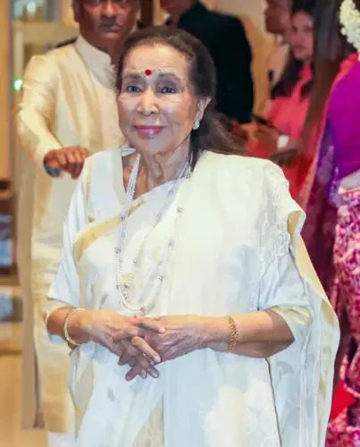Cricket Community Pays Tribute to Iconic Singer Asha Bhosle