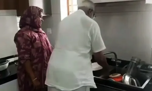 How Did a Washed Plate Spark a Political Storm in Kerala?