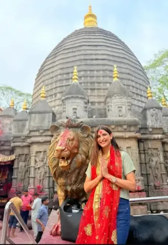 Aahana Kumra Overcomes Travel Challenges to Visit Kamakhya Temple