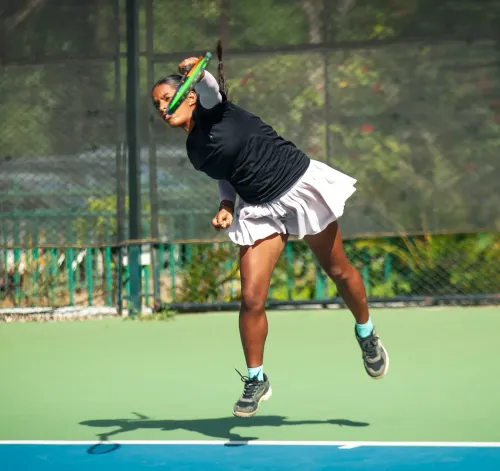 Aahida Singh, Disha Kumar lead Karnataka charge on Day 1 of KSLTA J30 Bengaluru