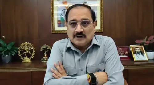 केजरीवाल की पार्टी में बोलने वालों के लिए नहीं है स्थान: वीरेंद्र सचदेवा