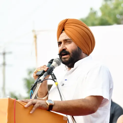 क्या 'आप' विधायक हरमीत सिंह पठानमाजरा के संपर्क रखने वालों के घरों में पुलिस की दबिश हुई?