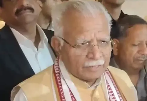 क्या आपातकाल का दंश झेलने वाले पूजनीय हैं : मनोहर लाल?