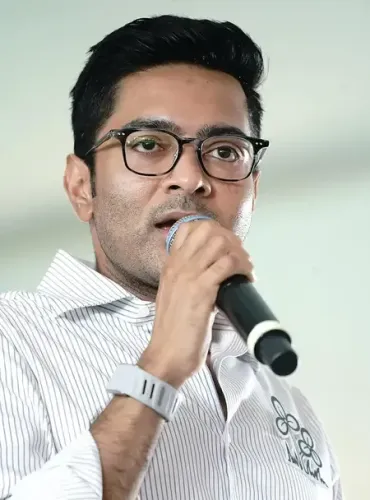 अभिषेक बनर्जी का केंद्रीय बलों पर हमला, बंगाल चुनाव में हिंसा और दहशत फैलाने के आरोप