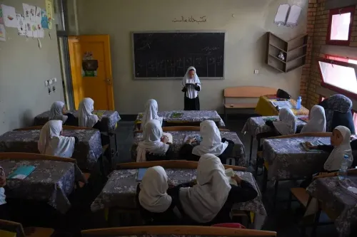 2.4 Million Girls Barred from School in Afghanistan, UNESCO Warns