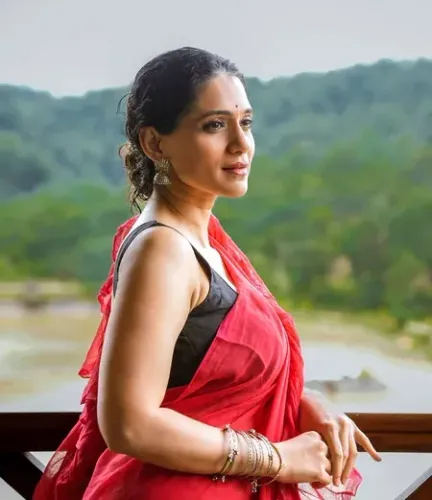 Addinath Kothare, Urmila Kanetkar separate after 15 years of marriage