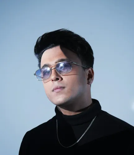 What does Aditya Rikhari seek in contestants of his new music reality show?