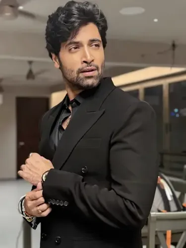Adivi Sesh Highlights Success of Non-Hindi Film Industries