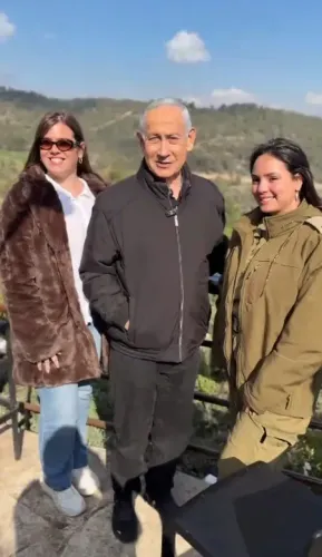 अफवाहों के बीच नेतन्याहू का नया वीडियो आया सामने, आम लोगों से घुलते-मिलते दिखे इजरायली पीएम