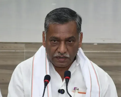 क्या बिहार से युवा पलायन नहीं करते यदि नौकरियां दी जातीं? : अखिलेश प्रसाद सिंह