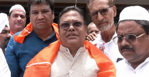 अहमदाबाद: 149वीं जगन्नाथ रथ यात्रा से पहले मुस्लिम नेता ने भेंट किया सोने-चांदी का 'एकता रथ', 27 साल पुरानी परंपरा जारी
