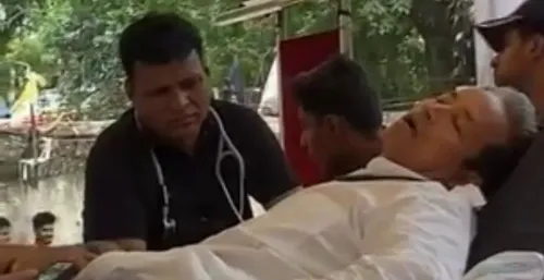 Akhilesh Yadav calls Wangchuk, urges him to break fast