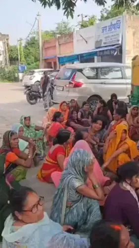 Akhilesh Yadav demands accountability for Gorakhpur maternal death