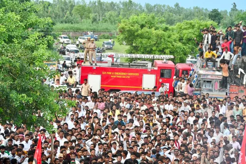 Akhilesh Yadav Invokes 'Bandhu Rashtra' at Badaun Rally