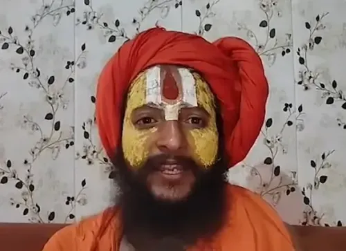 अखिलेश यादव के 'नकली संत' आरोप पर अयोध्या के संतों का कड़ा जवाब, अखिलेश को नकली हिंदू कहा