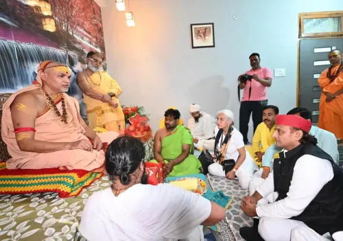 Akhilesh Yadav Engages with Shankaracharya in Lucknow for Cow Welfare Initiatives