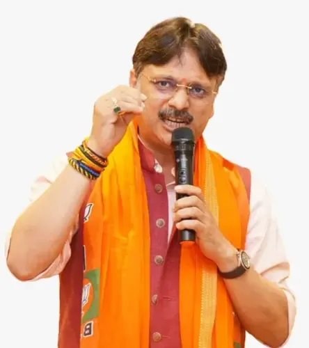 अखिलेश यादव पर भाजपा विधायक राजेश्वर सिंह का तंज, पीडीए का मतलब है परिवार