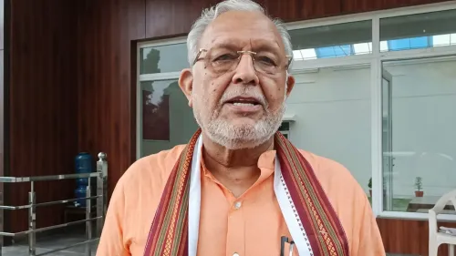 सुरेश खन्ना का अखिलेश यादव पर पलटवार: 'सपा शासन में माफिया राज था, BJP ने बदली UP की तस्वीर'
