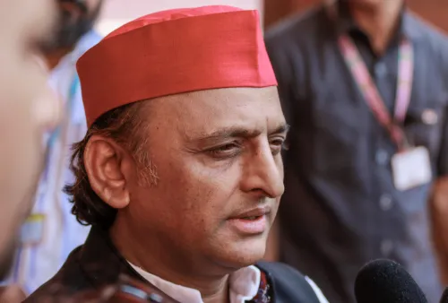 Why Did Akhilesh Yadav Criticize the BJP Over Tomb Vandalism in UP?