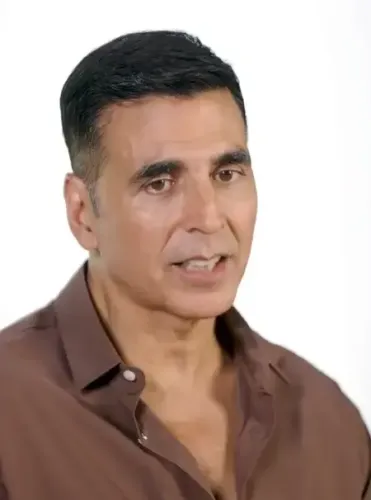 Akshay Kumar Shares Hope Amid Global Conflicts on Wheel of Fortune