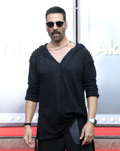 Did Akshay Kumar Just Reveal Chunky Panday as His Acting Guru?