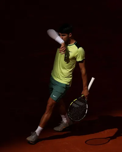 Carlos Alcaraz Faces Critical Wrist Recovery Ahead of French Open
