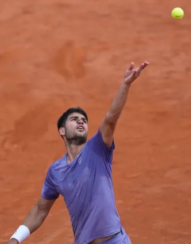 Did Alcaraz Triumph Over Khachanov to Enter Quarterfinals in Rome?