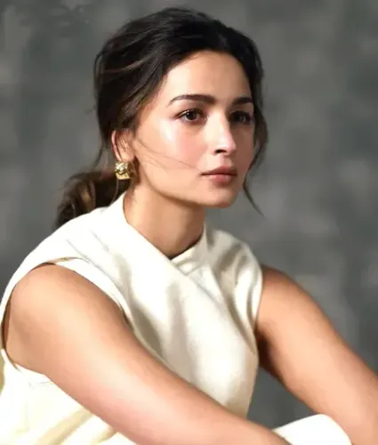 Alia Bhatt Sends Heartfelt Wishes and Gifts to Yami Gautam and Her Baby