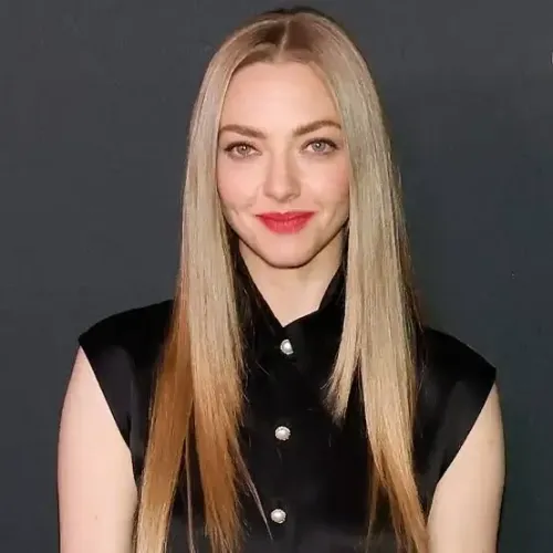 Amanda Seyfried Clarifies the Story Behind Her Viral Singing Video from 'Wicked'
