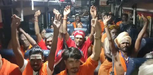 अमरनाथ यात्रा 2025: चौथा जत्था जम्मू से रवाना, श्रद्धालुओं ने सुरक्षा व्यवस्था को सराहा
