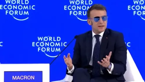 क्या मैक्रों का कहना है कि अमेरिकी टैरिफ धमकियों पर प्रतिक्रिया देना पागलपन है?